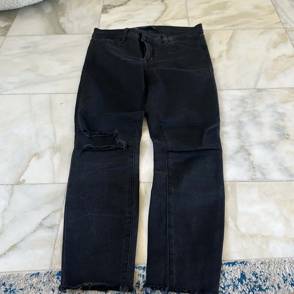 J Brand Black Low Rise Crop Skinny Jeans